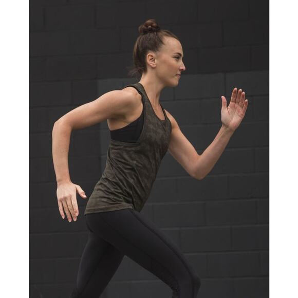 LULULEMON Run For Days Tank Deep Camo Sz 4 - Picture 5 of 9
